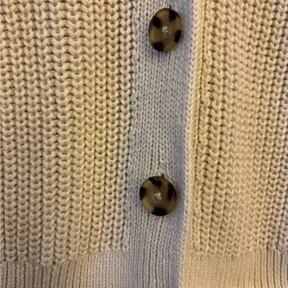 GAP Cream Women's Cardigan Sweater Small - Picture 3 of 6